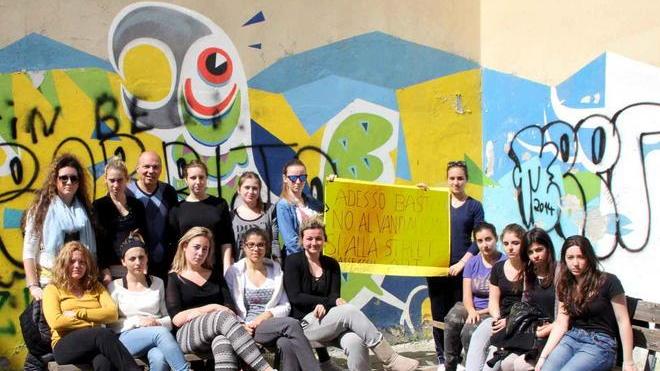 Danneggiato il murales d’autore e una classe del Cecioni si mobilita