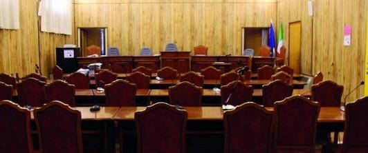 Prete accusato di atti sul bimbo 