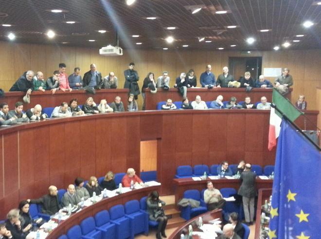 Il Pd esce dal Consiglio, saltano 2 delibere 
