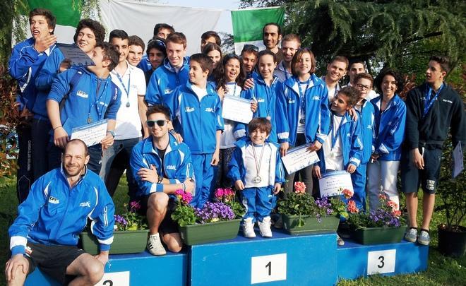 Al Canoa Club 12 titoli per iniziare la stagione 