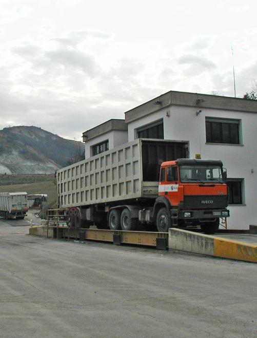 Discarica, solo materiale naturale 