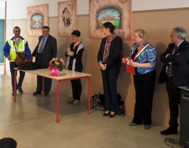 Gli alunni ringraziano il sindaco 