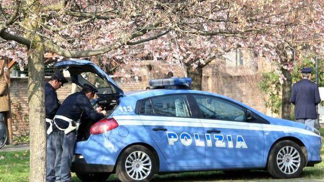 Aggressione a colpi di cavalletto, arrestato