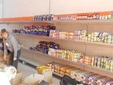 Ecco il supermarket per famiglie in crisi Oggi taglio del nastro