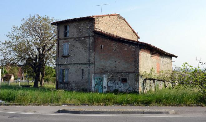 «Stabile venduto, il denaro va all’ospedale» 