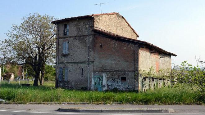 «Stabile venduto, il denaro va all’ospedale»