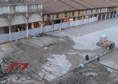 Collocata l’ultima pietra del Listone