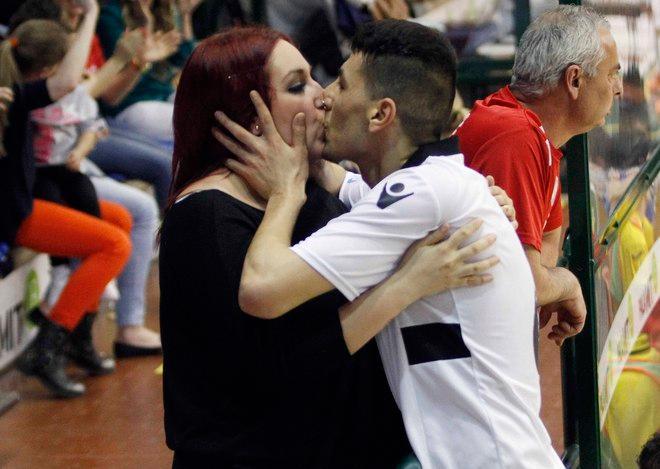 Il Kaos soffre, esulta, trema ma alla fine batte il Napoli