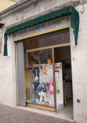 Due ladre fermate e arrestate dopo il furto 