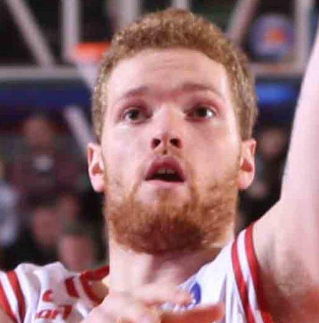 Riposo e terapie per Giovanni Pini dopo l’infortunio alla caviglia