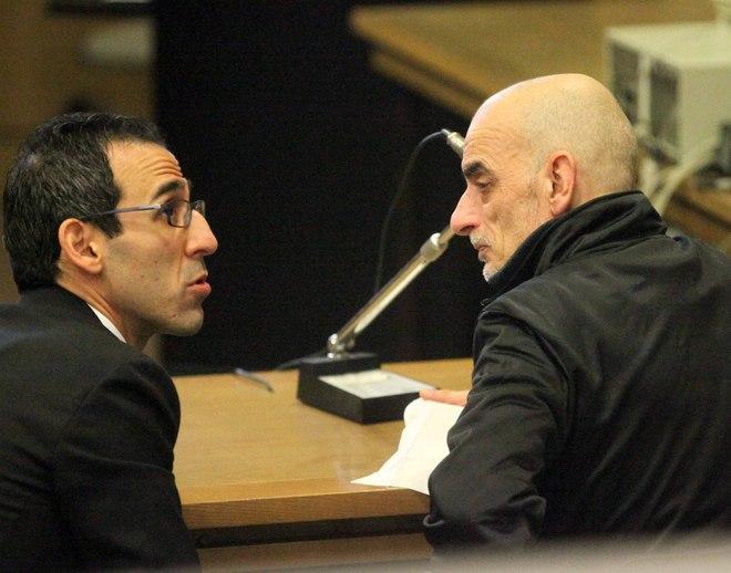 Il portinaio chiede scusa e va ai domiciliari 