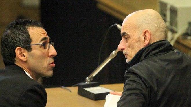 Il portinaio chiede scusa e va ai domiciliari