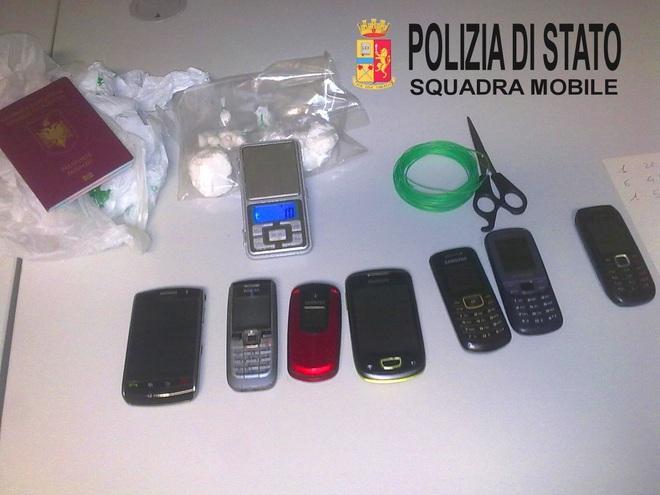 Arrestato spacciatore di cocaina e denunciata sua madre 