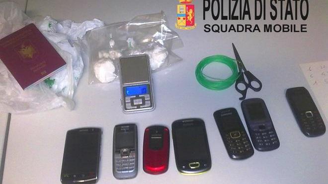 Arrestato spacciatore di cocaina e denunciata sua madre