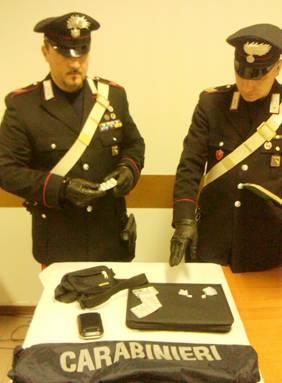 Spacciava fuori dalle discoteche: arrestato 