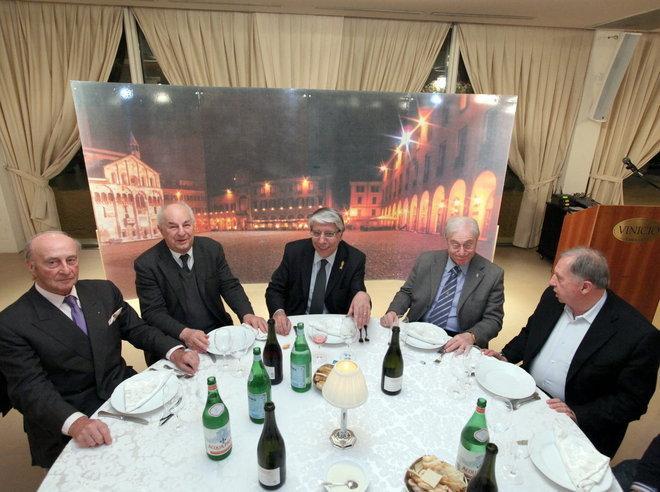 Giovanardi incontra i sostenitori 