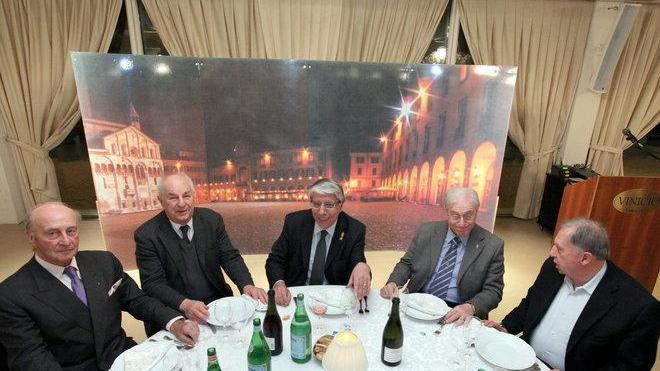 Giovanardi incontra i sostenitori