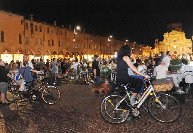 Concerti e “notte bianca” Il centro prepara il pieno 