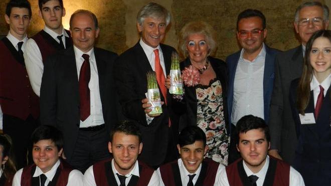 Parte dalla scuola la promozione dell’asparago Igp