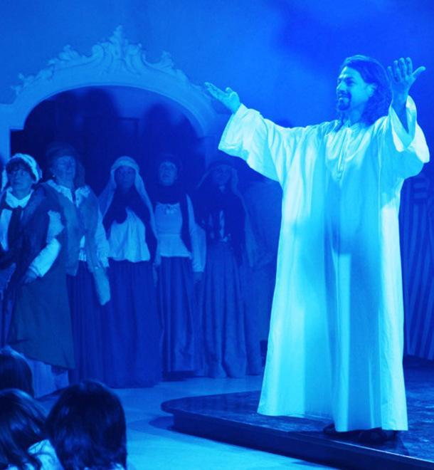 La passione di Cristo Protagonisti i giovani delle parrocchie 