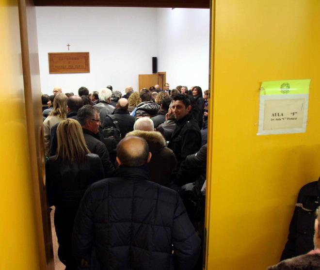 Cmr, bancarotta e sperperi per 12 indagati 