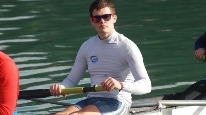 Al Cus il vestito internazionale sta perfetto