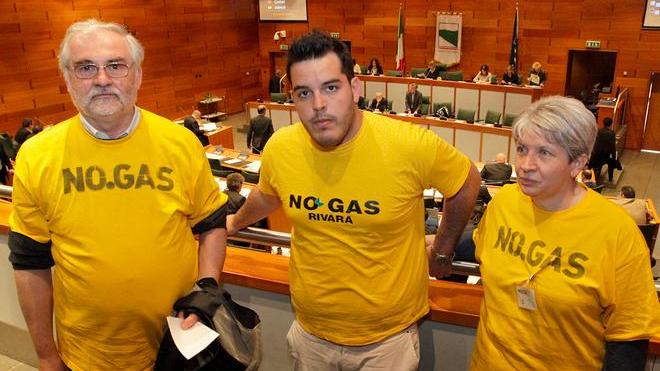 La strategia del silenzio difesa solo dal Pd