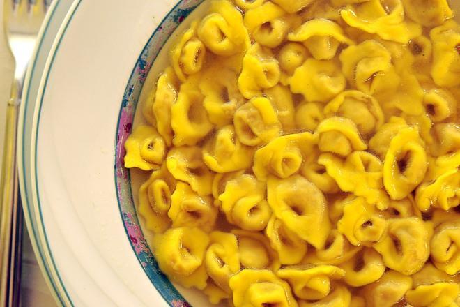Bologna chiama Modena, uniti per riconoscimento Tortellino. Verona ci può scippare... 