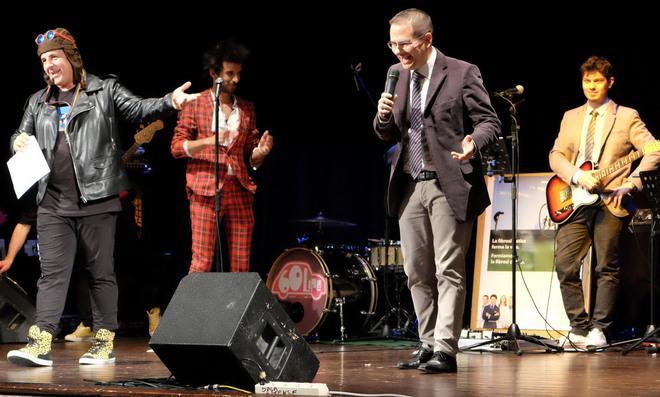 Risate e divertimento per lo show benefico