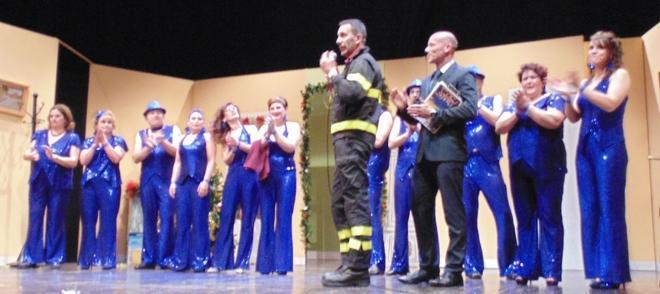 Serata con i pompieri, esplosione di risate