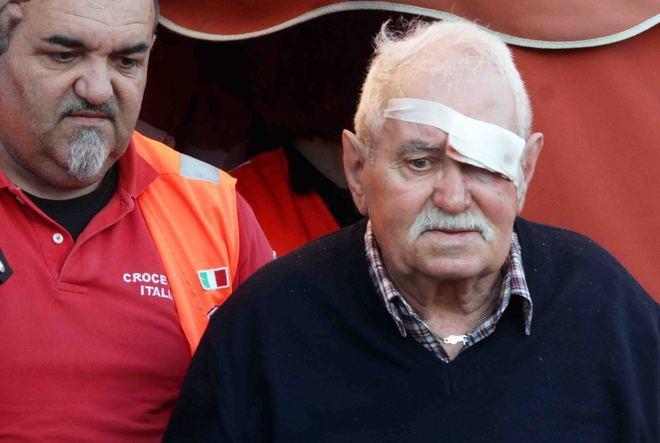 «Mio marito è ferito, ora deve riposare» 