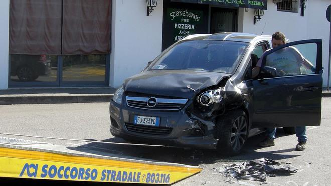 Frontale in via Magrini Paura per un bambino