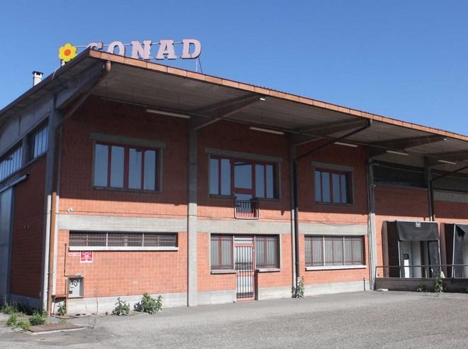 Rogo nel capannone per rubare rame 