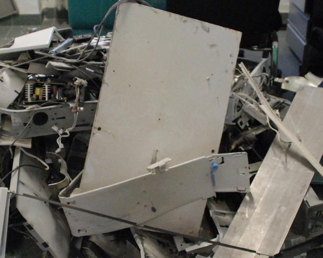 Bancomat nel mirino, ne saltano due 