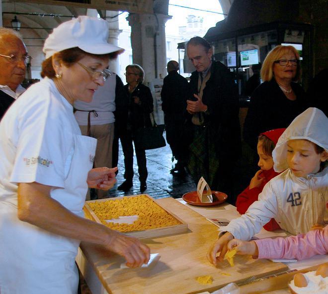 Un’alleanza con Bologna per tutelare i tortellini 