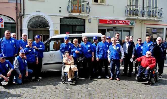 Un nuovo pulmino donato all’Acti