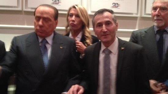 Filippi, il selfie con Berlusconi