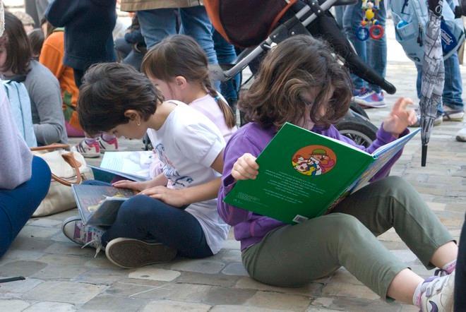  Boretto: torna il “flash book mob” 
