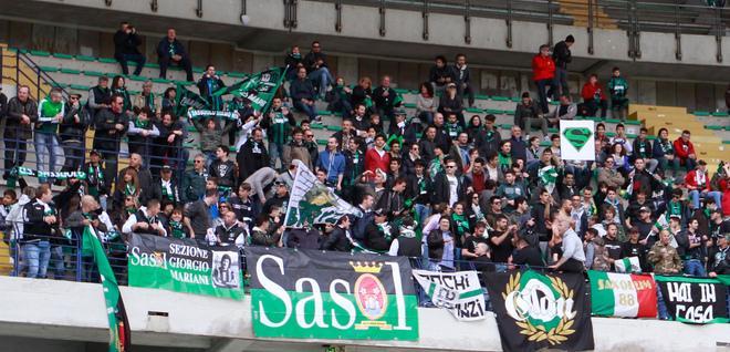 Esodo di tifosi neroverdi: 300