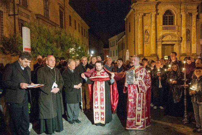 Cattolici e Ortodossi, una sola Via Crucis 