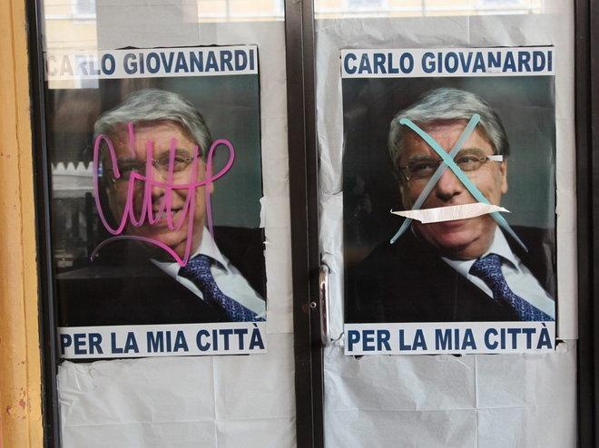  Sfregiati i manifesti di Giovanardi 