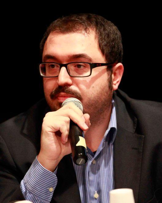 «Progetti copiati o strampalati» 