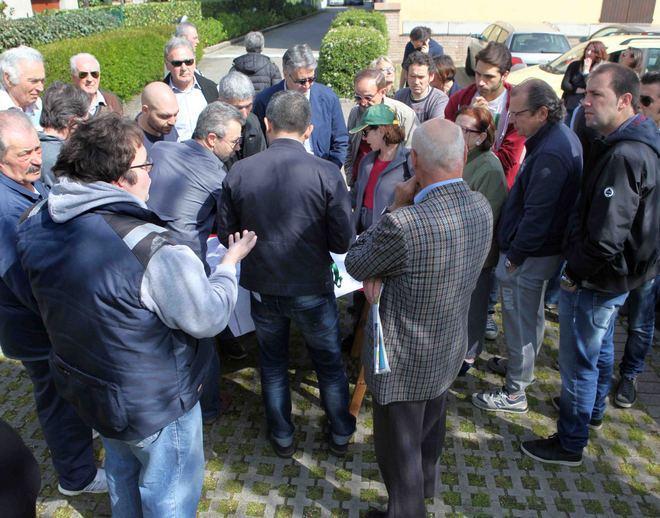 Bus deviati e disagi «Fermate la bretella» 