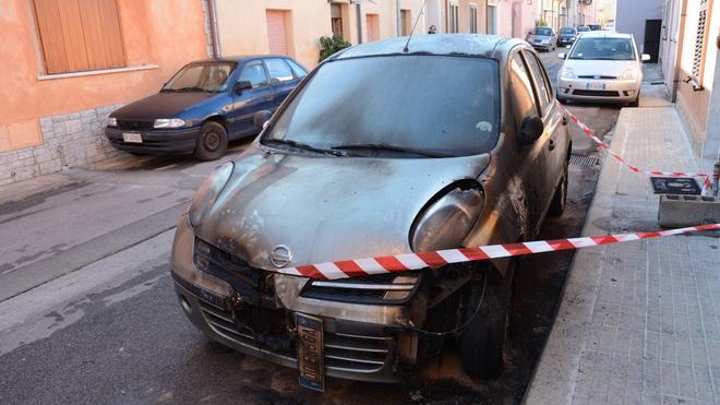 Attentato incendiario a Olbia, danneggiata un’auto 