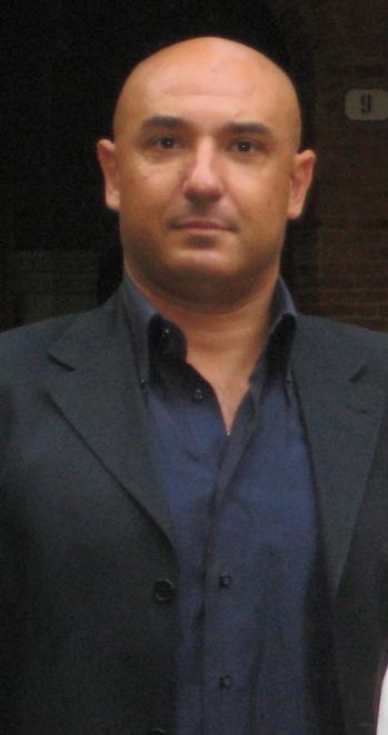 Finto agente immobiliare scappa con la caparra 