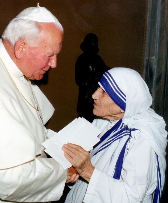 Madre Teresa, Padre Pio... gli altri santi e beati illustri 