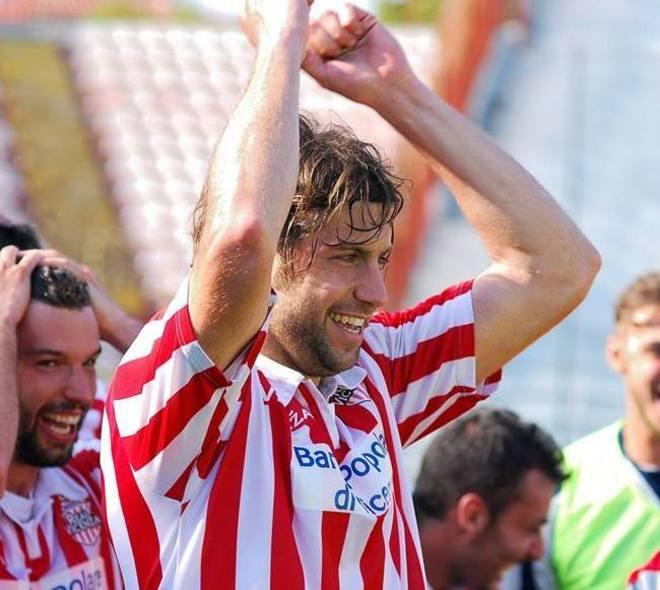 «Mi dispiace per Zini ma tifo Lucchese» 