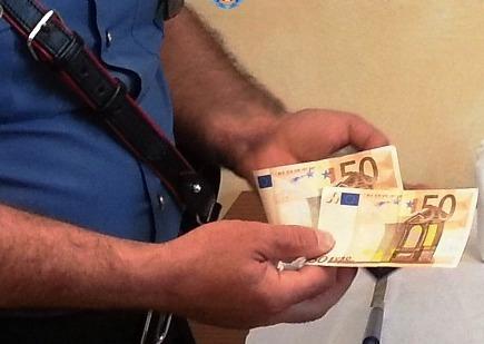 Banconote false, altri negozi raggirati 