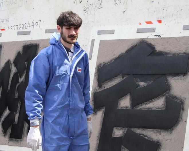 Piazza dell’Immaginario, una pennellata di colore a Chinatown 