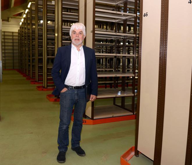 Archivi storici accorpati, Manfredi difende l’affare 